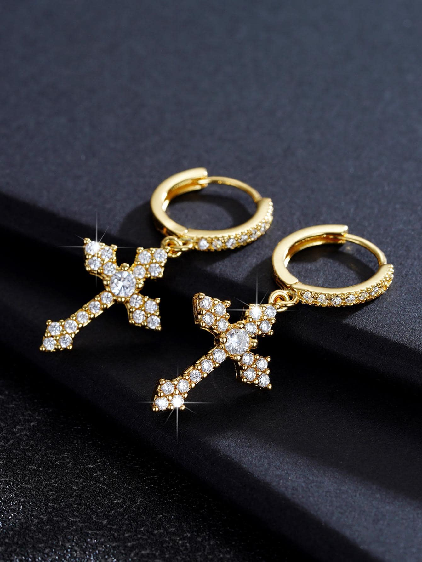 1 Pair Fashion Cubic Zirconia  - Body Jewelry Etc avaliação e preço