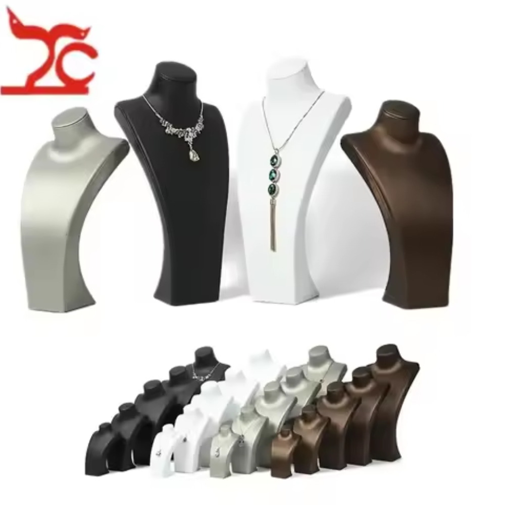Drawn half body model necklace - Body Jewelry Quality avaliação e preço